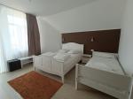 Cazare in Baile Felix - VILA DE LUX - Baile Felix - click aici, pentru marirea pozei